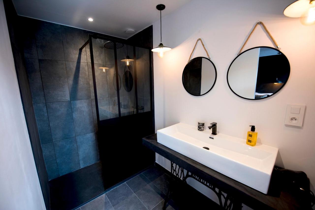 La Petite Valise Hotel Ploudalmezeau ภายนอก รูปภาพ