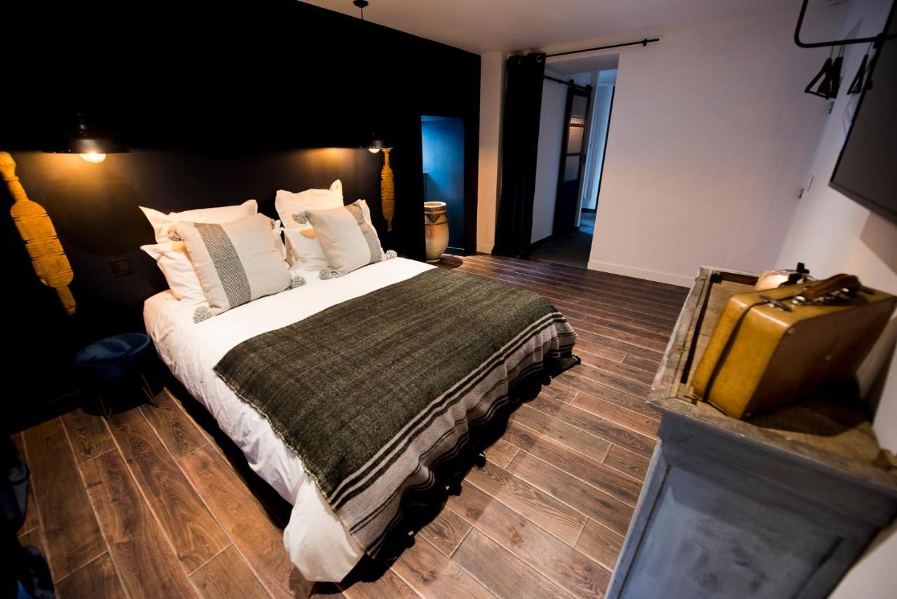 La Petite Valise Hotel Ploudalmezeau ภายนอก รูปภาพ