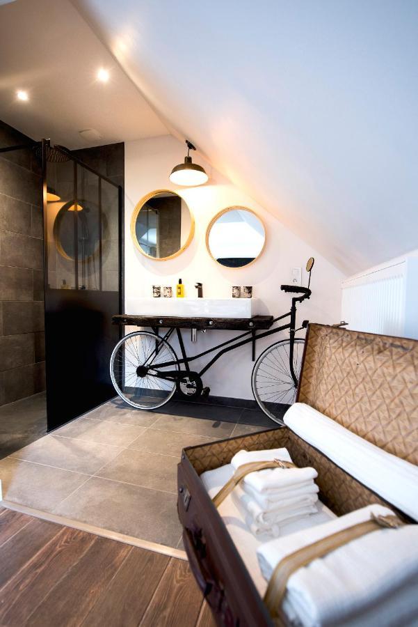 La Petite Valise Hotel Ploudalmezeau ภายนอก รูปภาพ