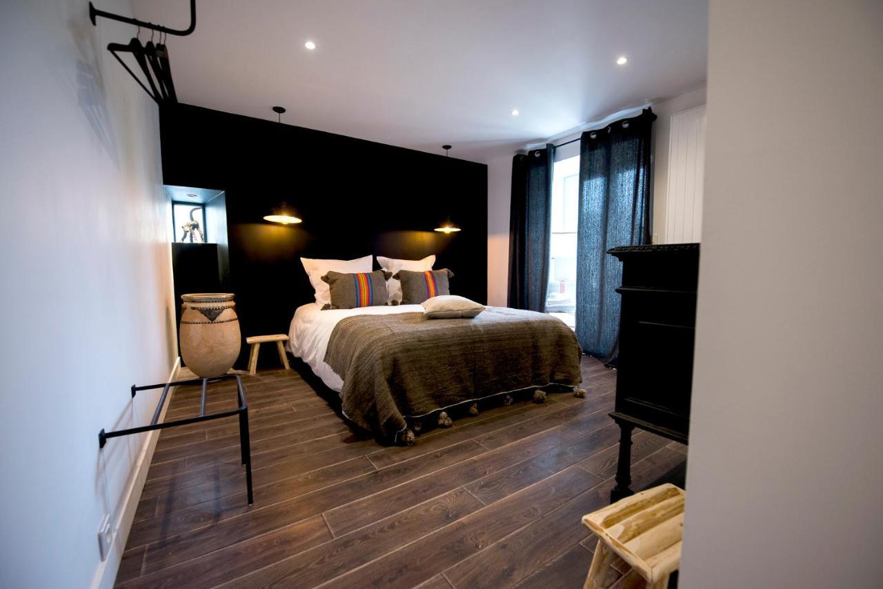 La Petite Valise Hotel Ploudalmezeau ภายนอก รูปภาพ